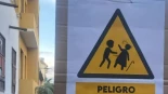 "Es una incitación al odio": Un grupo de ultraderecha coloca señales de advertencia racistas en Tenerife