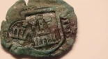 Encuentra en la isla de Ons un maravedí de 1622, del reinado de Felipe IV, un "testimonio valioso" de la actividad marítima