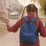 Cómo aprenden las familias a convivir con una enfermedad rara: lo que nos enseña el síndrome de Sturge-Weber