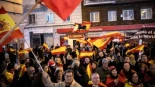 Los 'patriotas' y 'antiglobalistas' que venden a su país y a su gente