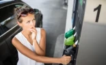 ¿Por qué baja el petróleo y no baja la gasolina?
