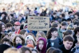 Alemania: huelga estudiantil contra el servicio militar [DEU]