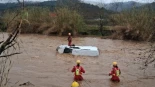 Desaparecido un conductor arrastrado por un torrente en Llinars del Vallès