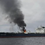 Los hutíes atacaron un petrolero relacionado con Estados Unidos en el Mar Rojo entrando en la guerra por Irán [en]