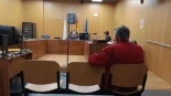 La jueza le da hasta medianoche para poder volver a casa conduciendo tras aceptar un año sin carné por atropellar a una menor en un paso de peatones en Verín