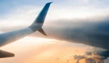 La AIE recomienda más teletrabajo y menos viajes de avión para reducir la demanda de petróleo