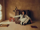 Bella Freud: “Lo malo del psicoanálisis es que intelectualizarlo todo puede ser muy cansado y no todo se puede resolver pensado”