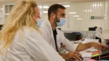 ¿Cuánto cobra un medico en España? Así varían los salarios de Atención Primaria por comunidades