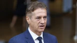 El primer ministro liberal de Eslovenia vence al candidato trumpista en unas ajustadas elecciones