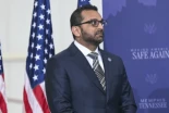 Kash Patel publica una gráfica de la caída de tasa de homicidios en EEUU, adjudicándoselo erróneamente a Trump [ENG]