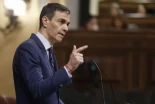 Sánchez arremete contra Aznar por la guerra de Irak y acusa a PP y Vox de cobardía