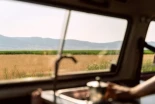 Aprobó una oposición, tiene trabajo y aun así no puede pagar un alquiler: cada vez más españoles viven en autocaravana porque no les queda otra