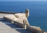 ¿Qué hacen Pink Floyd y Genesis en el castillo de Santa Bárbara de Alicante?