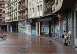 Arrestan a 2 menas por apalizar y apuñalar a 3 jóvenes de madrugada en Vitoria
