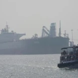 Malasia se asegura el paso gratuito de 7 barcos por el estrecho de Ormuz (ING)