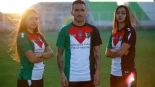 Embajador de Israel criticó nueva camiseta de Palestino: "No contribuye a la paz" [Chile]