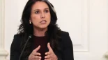 Trump pregunta a sus asesores sobre la posibilidad de reemplazar a la directora de Inteligencia Nacional, Tulsi Gabbard