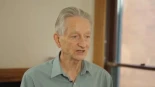 Geoffrey Hinton, 'padrino' de la IA: "Si no somos capaces de encontrar una solución para seguir existiendo cuando la IA sea mucho más inteligente que nosotros, estaremos acabados"
