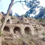 Una monumental villa romana ha sido desenterrada en terrenos confiscados a la Camorra en Bacoli. La casa con vistas al mar en Bayas  de Publio Cornelio Dolabella, yerno de Cicerón (IT)