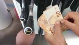 Ya ni la bajada de impuestos funciona: el diésel roza los 2 € y se dispara aún más ante la gasolina
