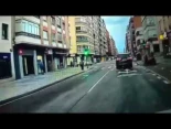 Un vídeo capta el momento del accidente en calle de León