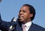 Los vínculos de la extrema derecha británica con los hombres que asesinaron a Chris Hani  (Eng)