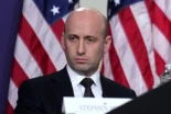 Stephen Miller está presionando a los estados para que dejen de educar a niños indocumentados [ENG]