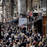 ‘Tsunami Turístico’, cómo reflotar y poner a salvo a ciudades ahogadas por el turismo