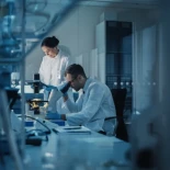 Descubren por qué las metástasis que se producen en los huesos resisten a los tratamientos