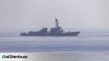 Una agencia iraní dice que dos misiles han alcanzado un buque de guerra de EEUU que intentaba cruzar Ormuz
