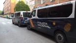 Desmantelan en Gijón un trastero convertido en taller clandestino con 53 armas, 9.000 balas y un subfusil de guerra: hay 5 detenidos
