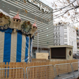 El Corte Inglés "dona" 25.000 euros para poder ocupar ilegalmente el espacio público