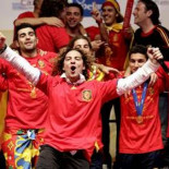 Duras críticas en internet al excesivo protagonismo de Bisbal y el resto de artistas