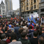 Enfrentamientos con la policia en Oviedo [AST]