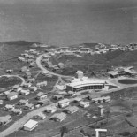 Perlora, imágenes del auge y ocaso de la ciudad para obreros más importante de España