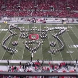 Impresionante coreografía  de la banda de música de la Universidad Estatal de Ohio