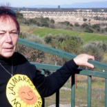 La ecologista gana y se va del pueblo