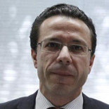 Madrid propone que los médicos de la sanidad pública dejen de ser funcionarios