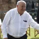 Amancio Ortega dona 20 euros a un restaurante del que se fue sin pagar un menú de 40