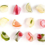 Aromatiza y da color a tu agua, refrescos y cócteles con hermosos cubitos de hielo con sabores