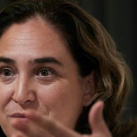 El plan de Colau para destinar un 30% de vivienda a uso social supera el plenario y queda pendiente del 'sí' del Govern