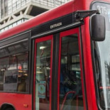 "Perdone, ¿puede parar aquí?": autobuses nocturnos que te dejan donde lo pidas