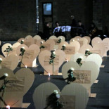 Ni con trabajo tienes casa [CAT]