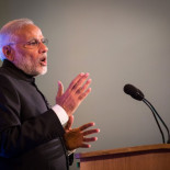 La India se va a convertir en una "sociedad sin dinero en efectivo" que adoptará los pagos digitales (eng)