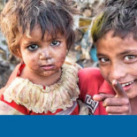 India aprende la importancia del uso de letrinas