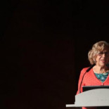 Carmena, contra el "feminismo puritano" y a favor de regular la prostitución