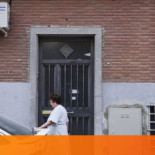 Por qué cuanto menos dinero tienes, más pagas por tu piso (en Madrid o en Milwaukee)