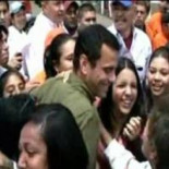 Disparan contra Capriles, el candidato de la oposición a Chávez