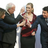 Enchufes y prebendas deterioran a la ‘familia popular’