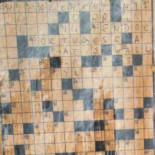 Una mujer de 91 años arruinó una obra de arte al llenar un crucigrama en un museo alemán